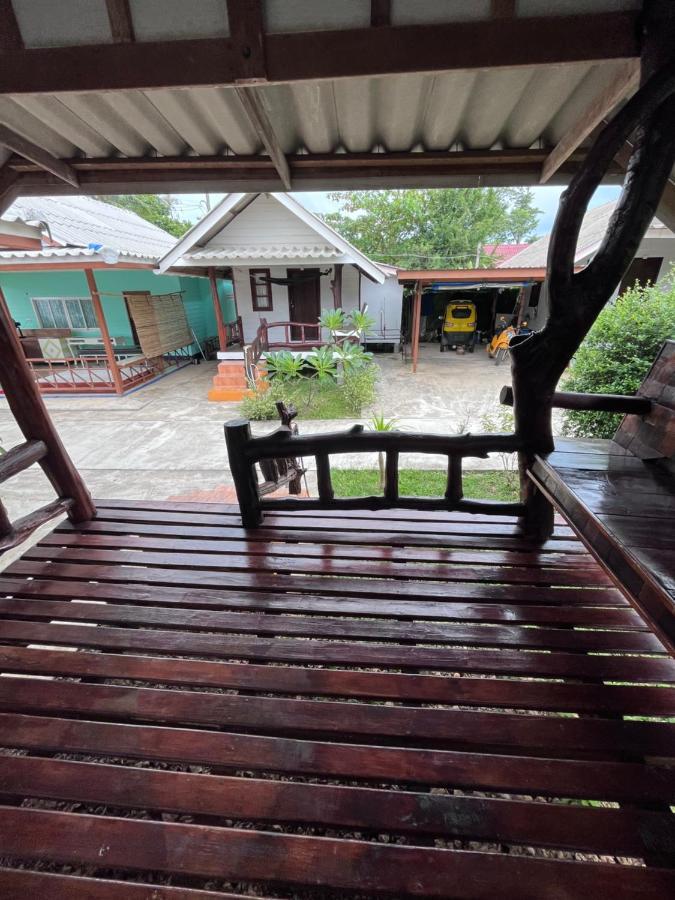 ホテルPyramid Bungalow Ban Laem Sai エクステリア 写真